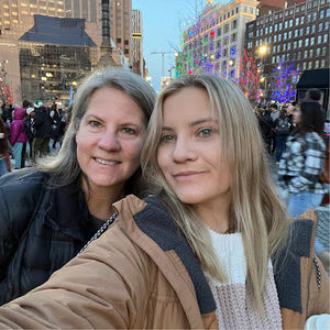 Meet your Posher, Alyssa